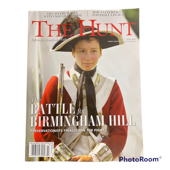 THE HUNT Magazine The Battle For Birmingham Hill Fall 2022 - Picture 1 of 3
